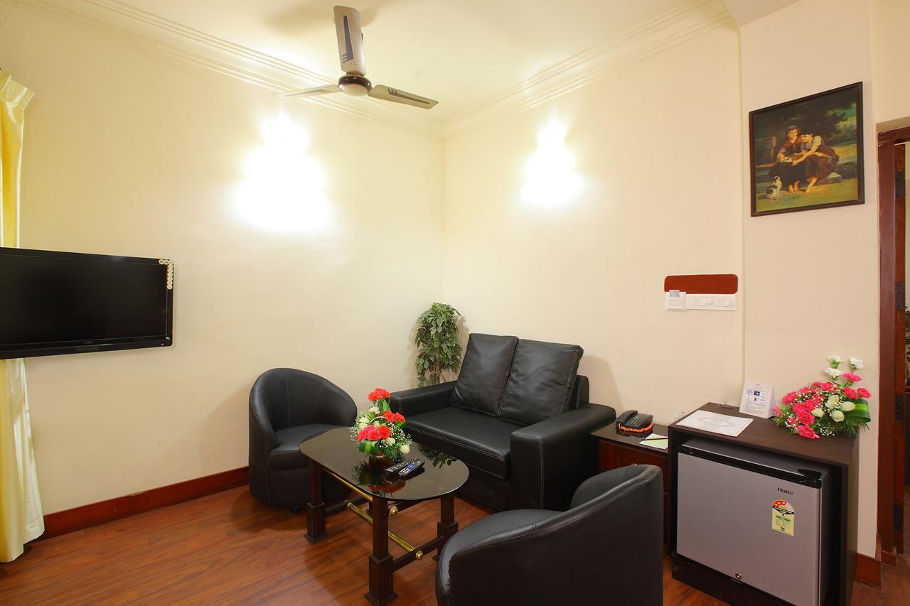 Trichur Towers Thrissur Экстерьер фото