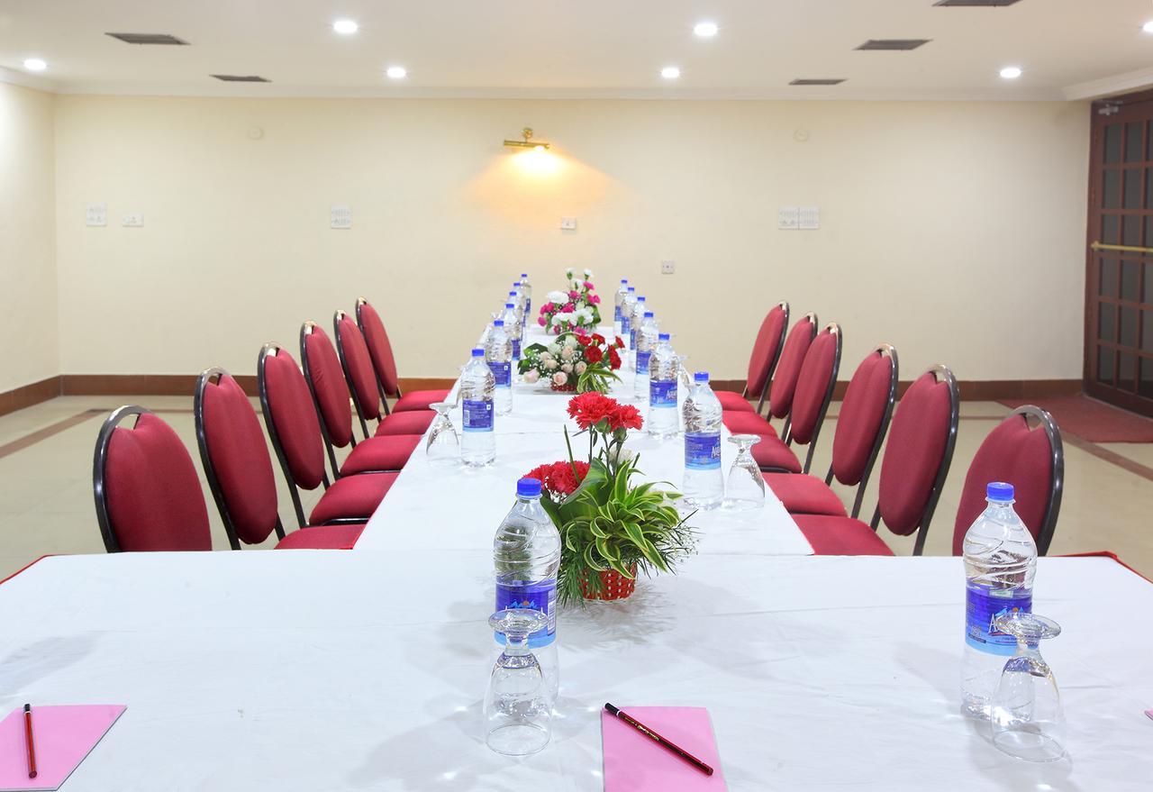 Trichur Towers Thrissur Экстерьер фото
