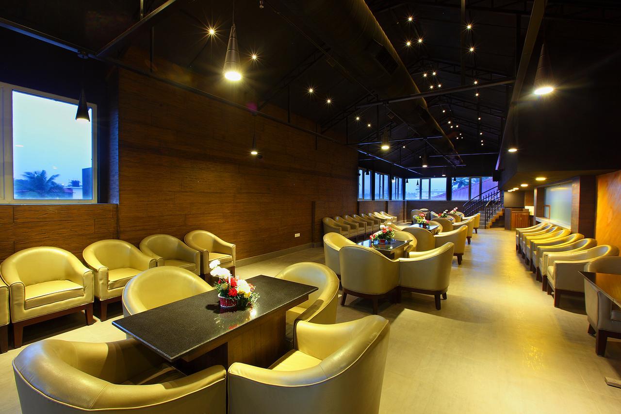 Trichur Towers Thrissur Экстерьер фото